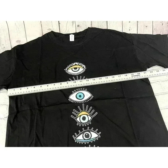 Men's Eye Print Design Black Shirt Short Sleeve Crew Neck Unique Print NEW - Picture 2 of 7